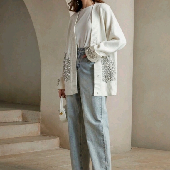 WomenDesigner Changeable Crystal & Pearl Embellished Handmade Oversized Cardigan - Picture 2 of 5